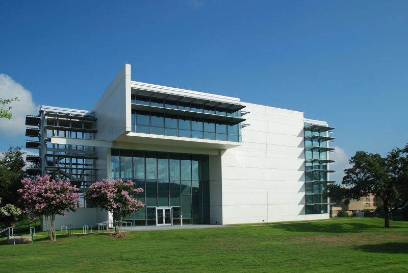 Medical Center Window Cleaning in Littleton, CO