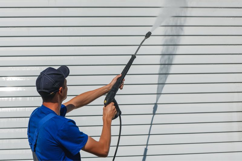 Experienced Powerwashing Technicians