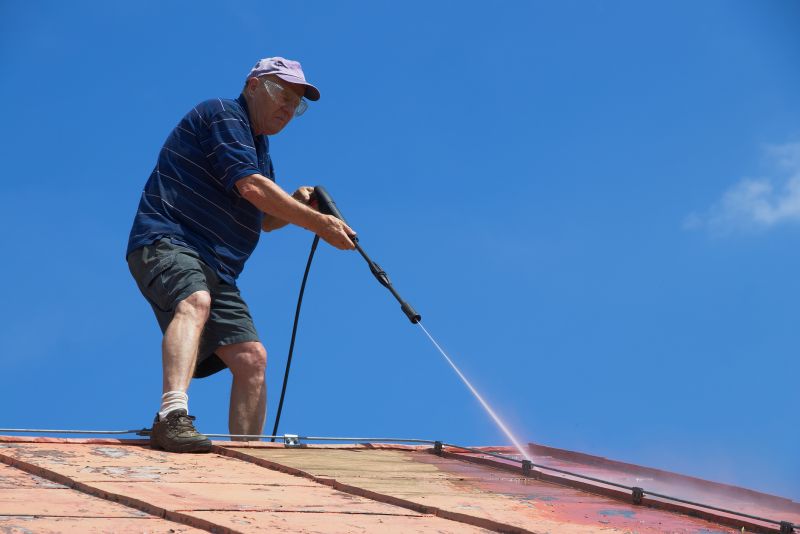 Roof Pressure Washing in Vancouver, WA